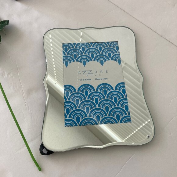 Azure Home  & Sheffield Set of Two Silver Tabletop Picture Frames 4 x 6 - Picture 4 of 5